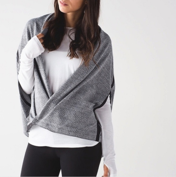 lululemon athletica Accessories - Lululemon Vinyasa Scarf Wrap Gray Heathered Button Armholes Multi-Way One Size